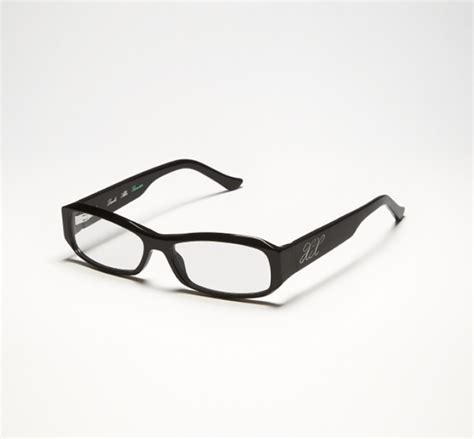 Geek Chic Is Back With Bayonetta Frames .